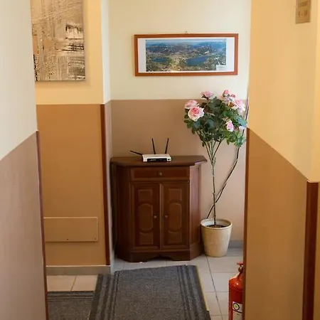 Pontenuovo فندق