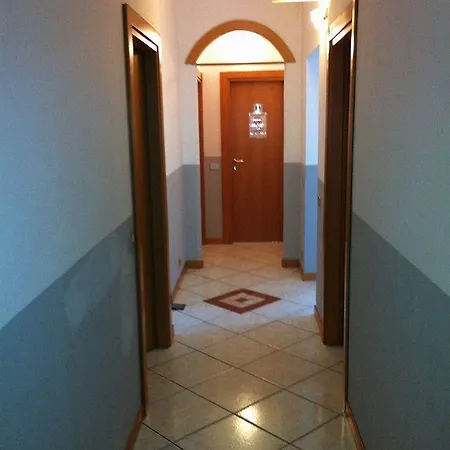 Hotel Pontenuovo Di Macyszyn Fabio